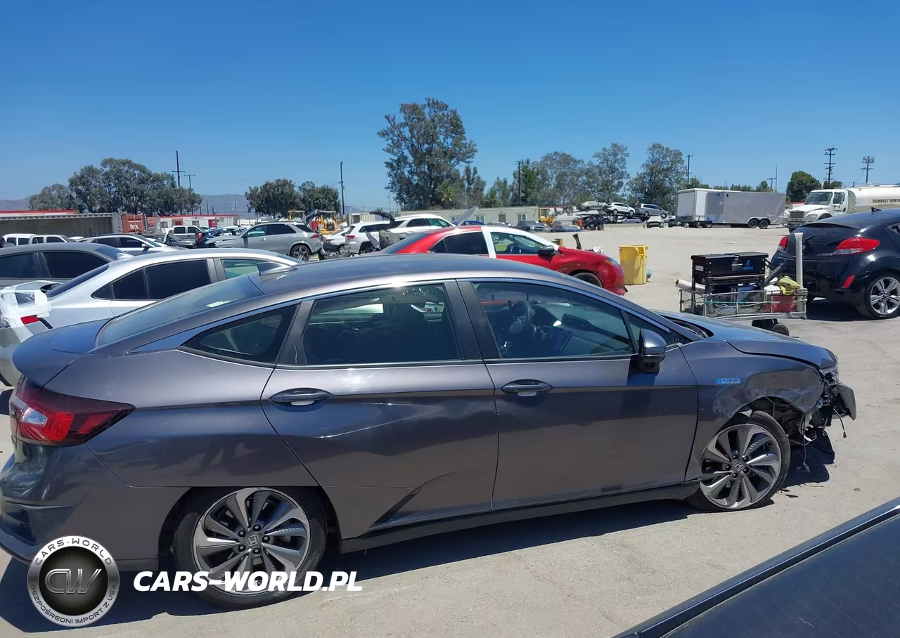 2018 Honda Clarity Plug-In Hybrid VIN:JHMZC5F19JC002727 - 13