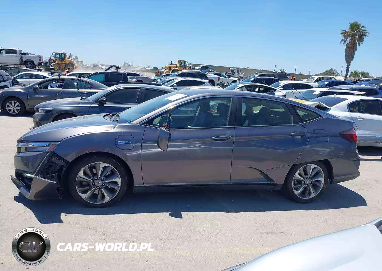 2018 Honda Clarity Plug-In Hybrid VIN:JHMZC5F19JC002727 - 14