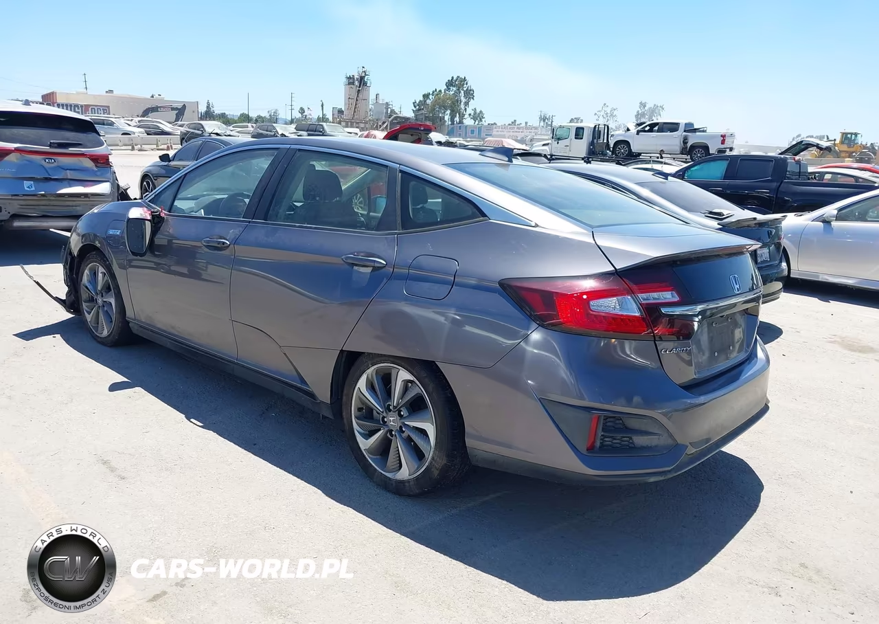 2018 Honda Clarity Plug-In Hybrid VIN:JHMZC5F19JC002727 - 3