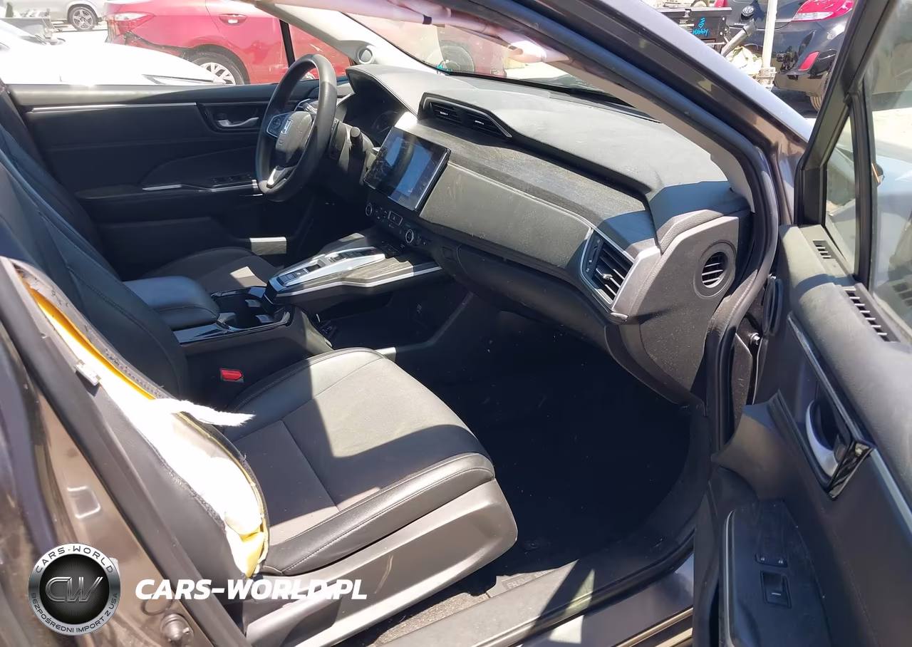 2018 Honda Clarity Plug-In Hybrid VIN:JHMZC5F19JC002727 - 5