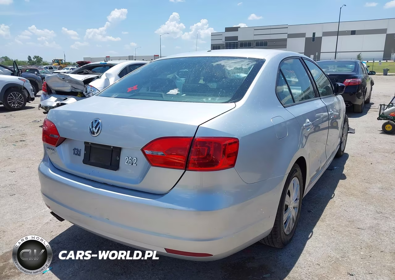 2014 Volkswagen Jetta 2.0L S VIN:3VW2K7AJ3EM257500 - 4