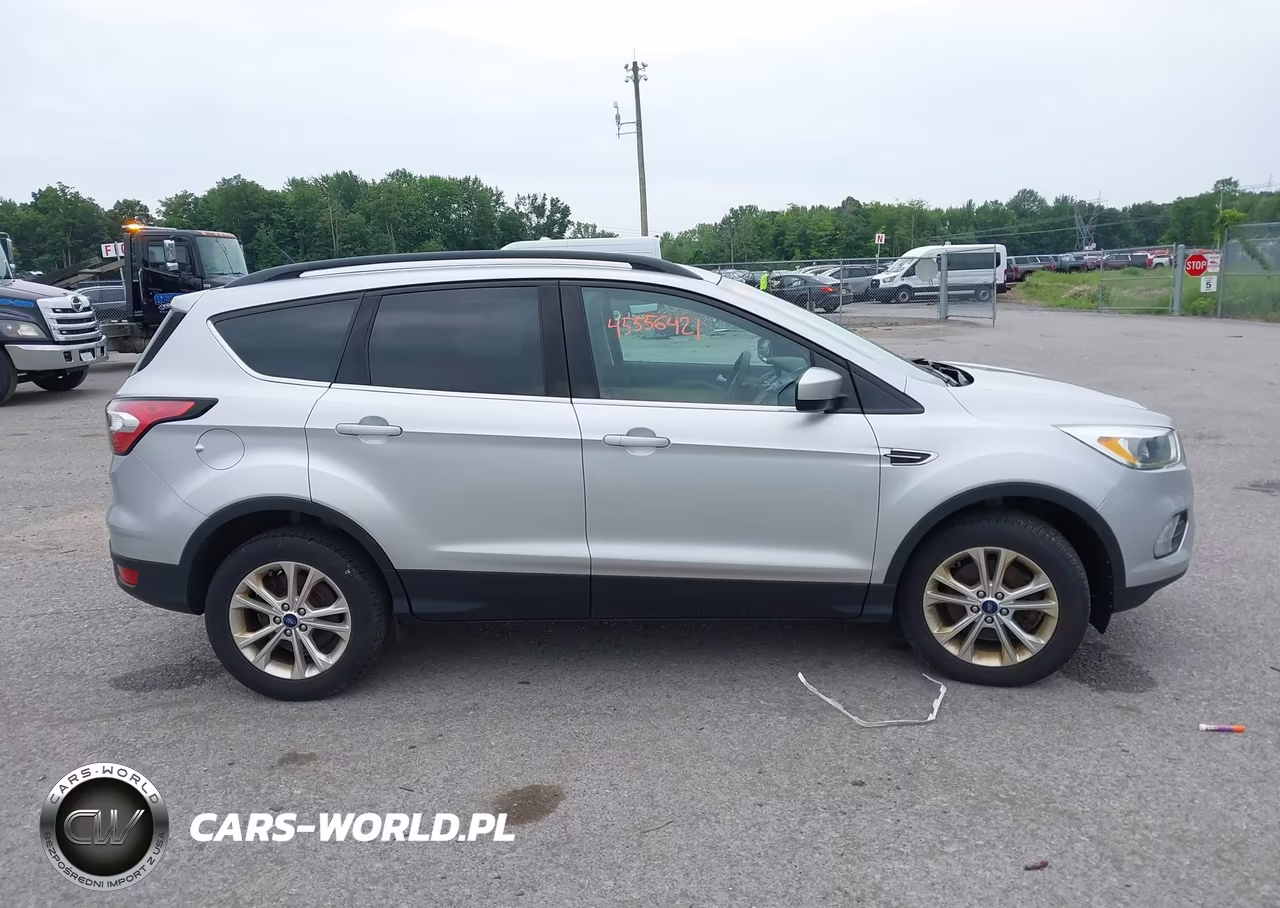 2018 Ford Escape Se VIN:1FMCU9GDXJUA75325 - 13