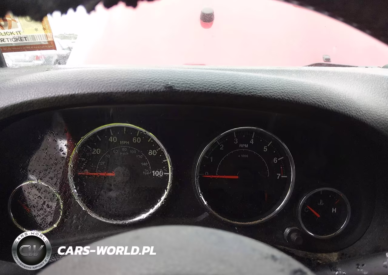 2012 Jeep Wrangler Unlimited Sport VIN:1C4BJWDG3CL196759 - 7