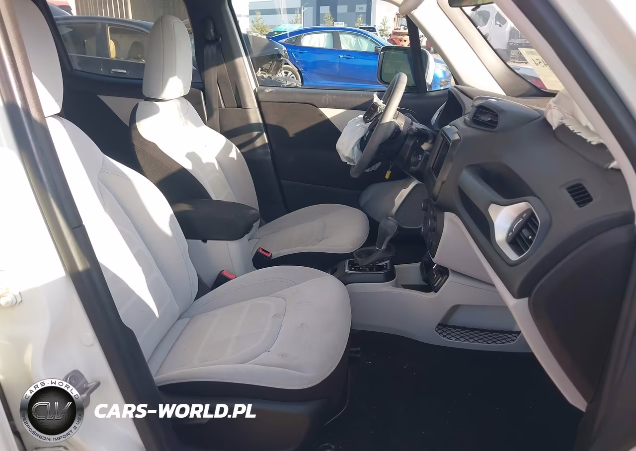2018 Jeep Renegade Latitude Fwd VIN:ZACCJABBXJPH63119 - 5