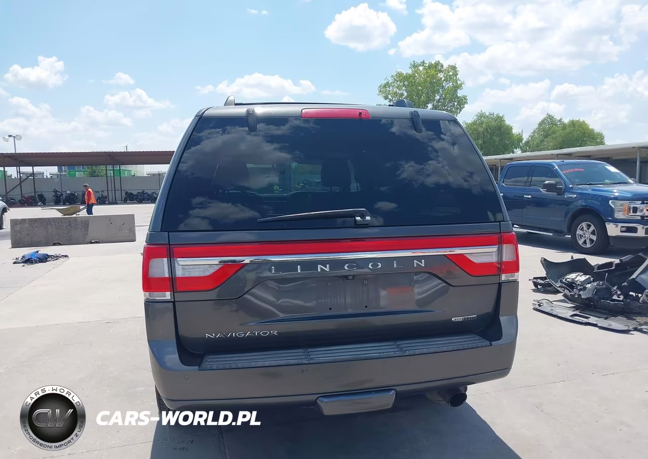2015 Lincoln Navigator VIN:5LMJJ2HT2FEJ06563 - 17