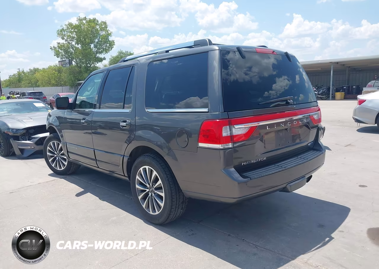2015 Lincoln Navigator VIN:5LMJJ2HT2FEJ06563 - 3