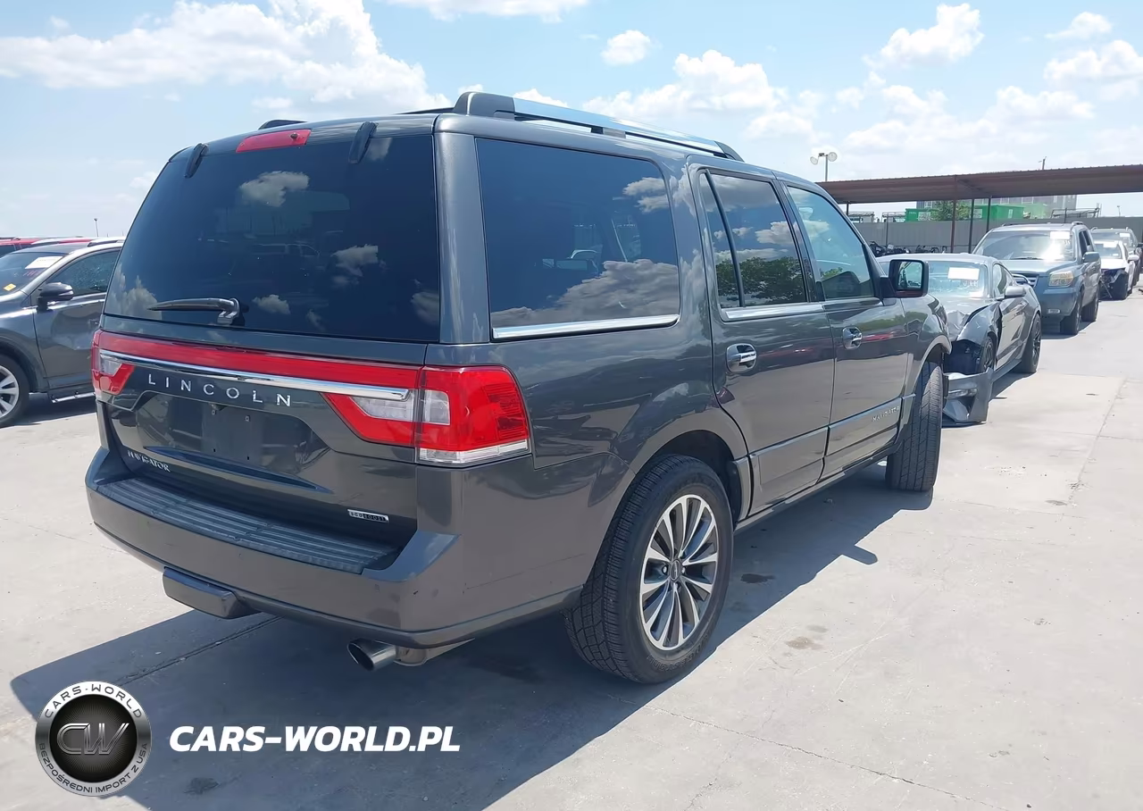 2015 Lincoln Navigator VIN:5LMJJ2HT2FEJ06563 - 4