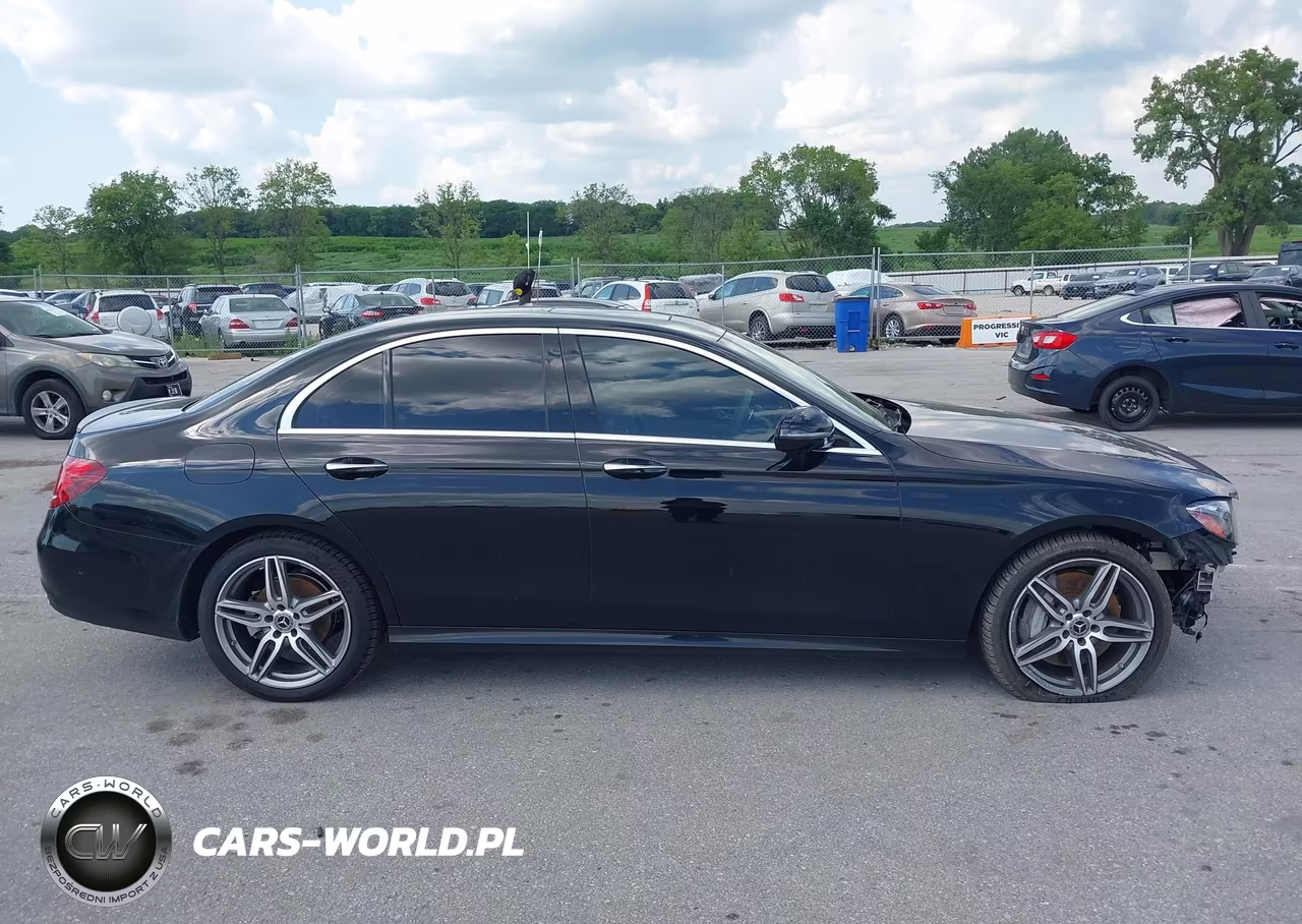 2018 Mercedes-Benz E 300 4Matic VIN:WDDZF4KBXJA340348 - 13
