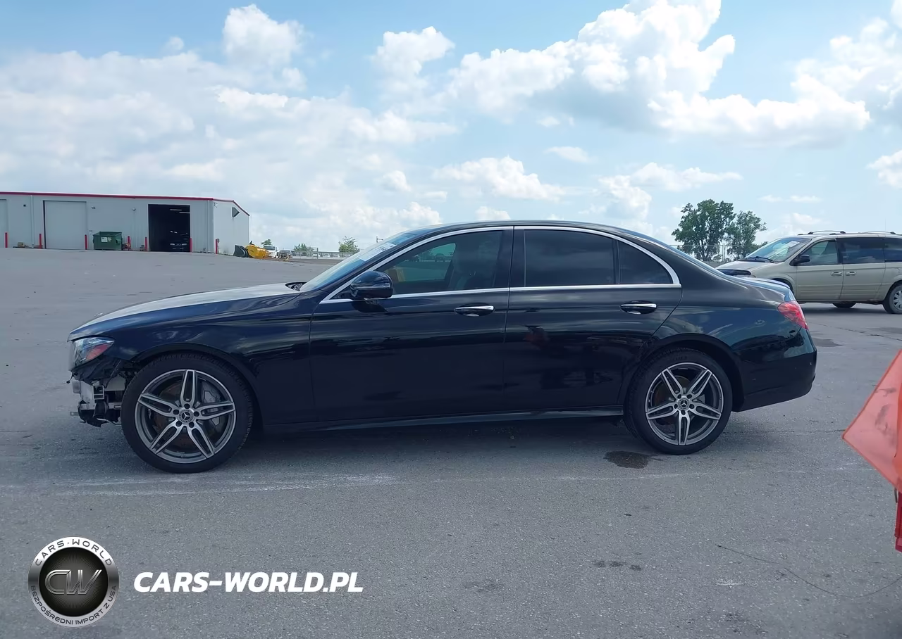 2018 Mercedes-Benz E 300 4Matic VIN:WDDZF4KBXJA340348 - 14