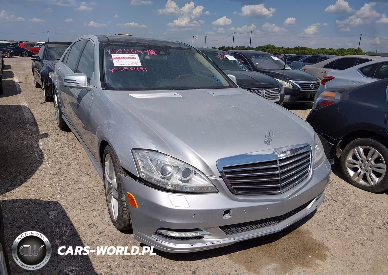 2013 Mercedes-Benz S 550
