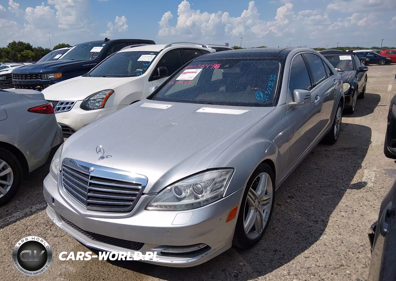 2013 Mercedes-Benz S 550 VIN:WDDNG7DB1DA519876 - 2