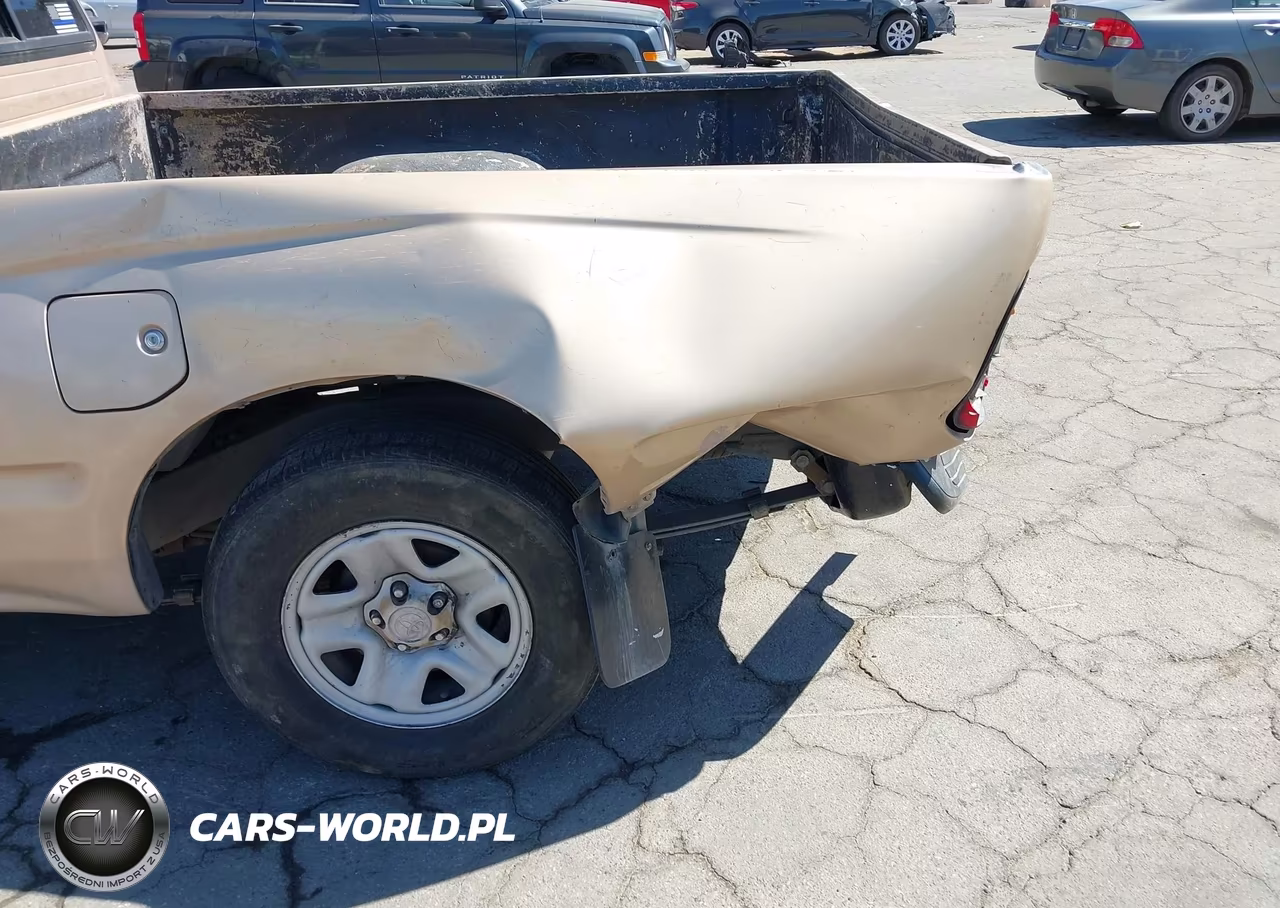 1999 Toyota Tacoma VIN:4TAVL52N5XZ504712 - 12