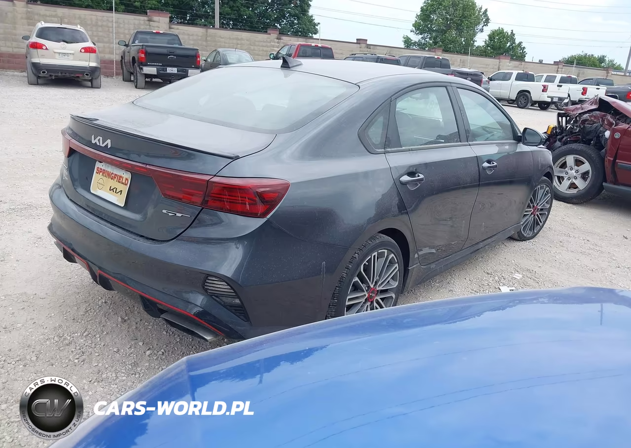 2024 Kia Forte Gt VIN:3KPF44AC9RE756493 - 4