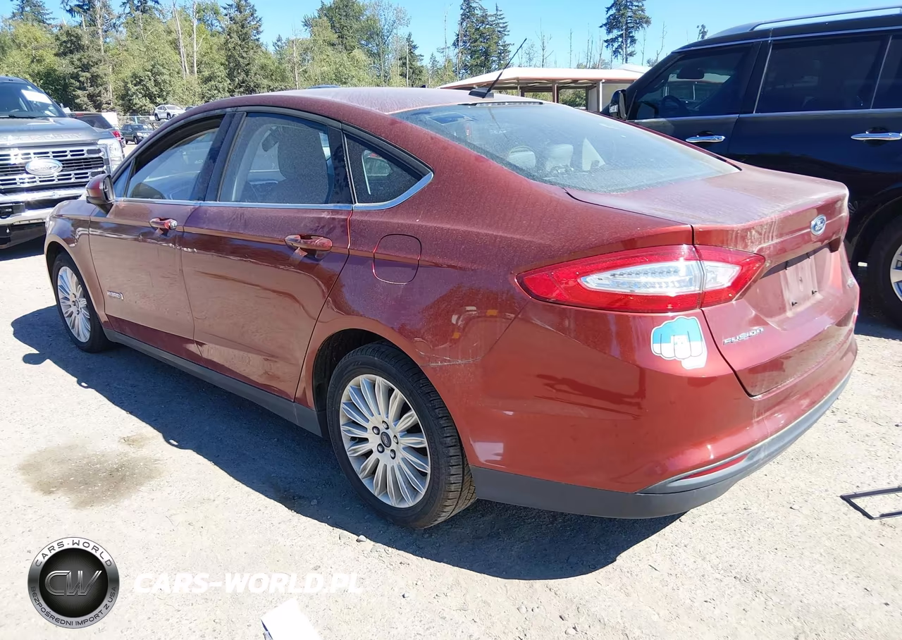 2014 Ford Fusion Hybrid S VIN:3FA6P0UU7ER235169 - 3