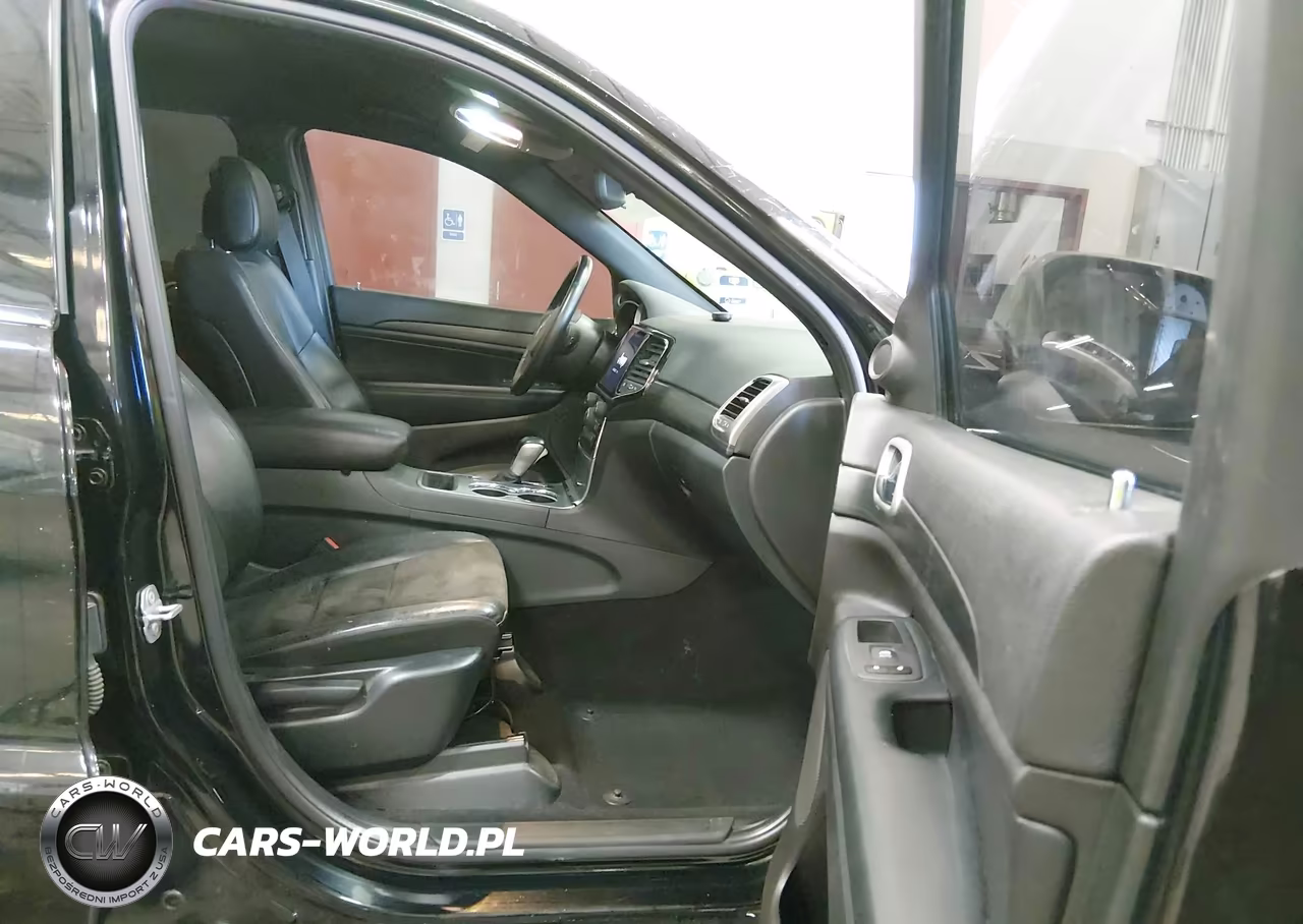 2021 Jeep Grand Cherokee Laredo X 4X4 VIN:1C4RJFAG1MC779626 - 5