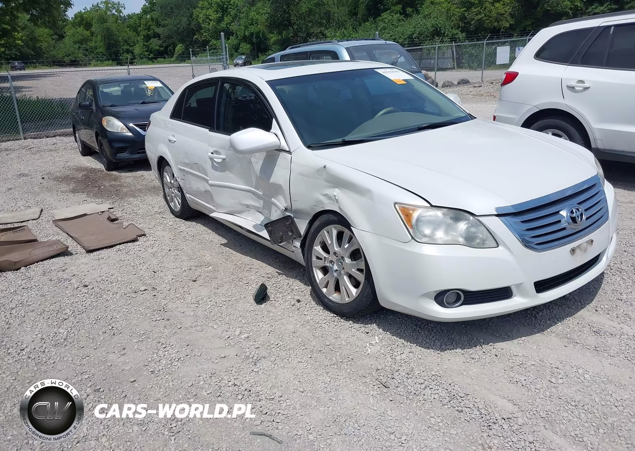 2010 Toyota Avalon Xls