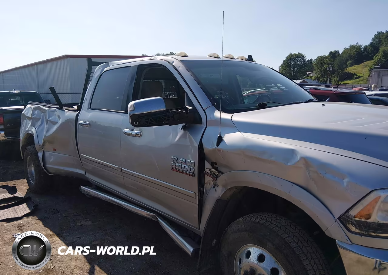 2016 Ram 3500 Laramie VIN:3C63RRJL4GG171010 - 6
