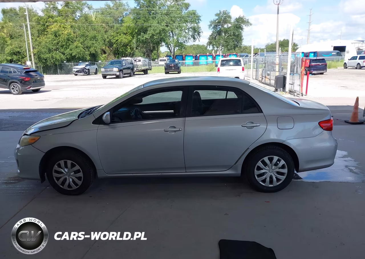 2011 Toyota Corolla Le VIN:2T1BU4EE4BC666067 - 14