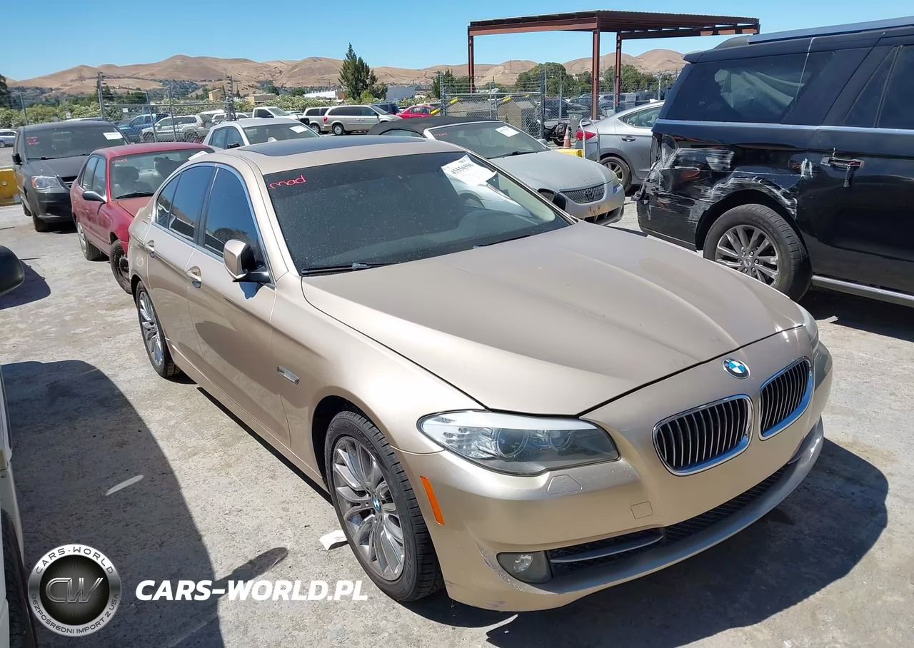 2013 BMW 528I