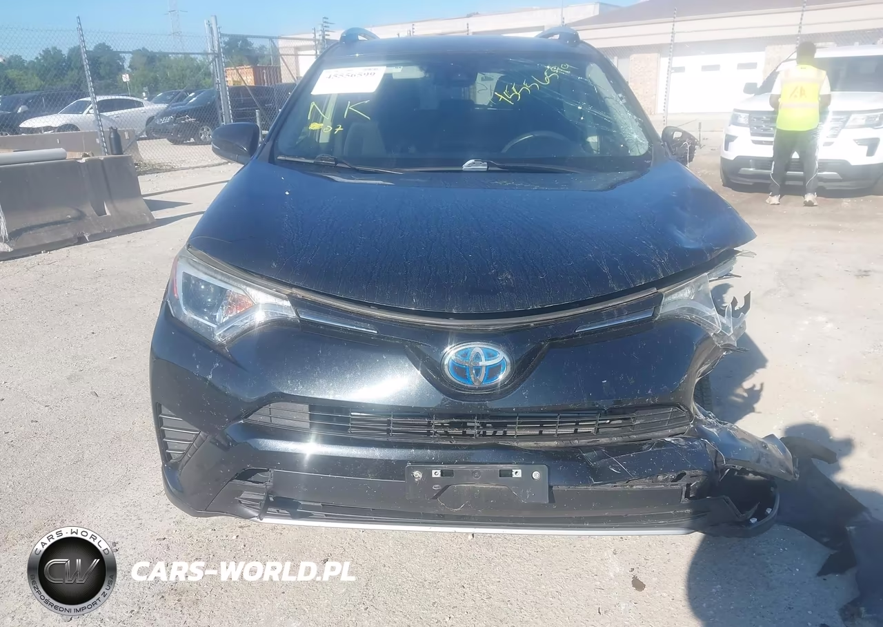 2018 Toyota Rav4 Hybrid Le VIN:JTMRJREV1JD247664 - 12