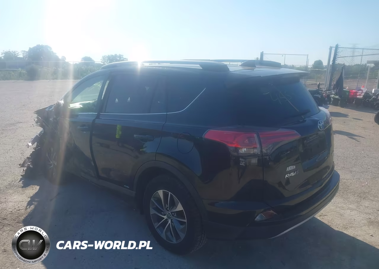 2018 Toyota Rav4 Hybrid Le VIN:JTMRJREV1JD247664 - 3