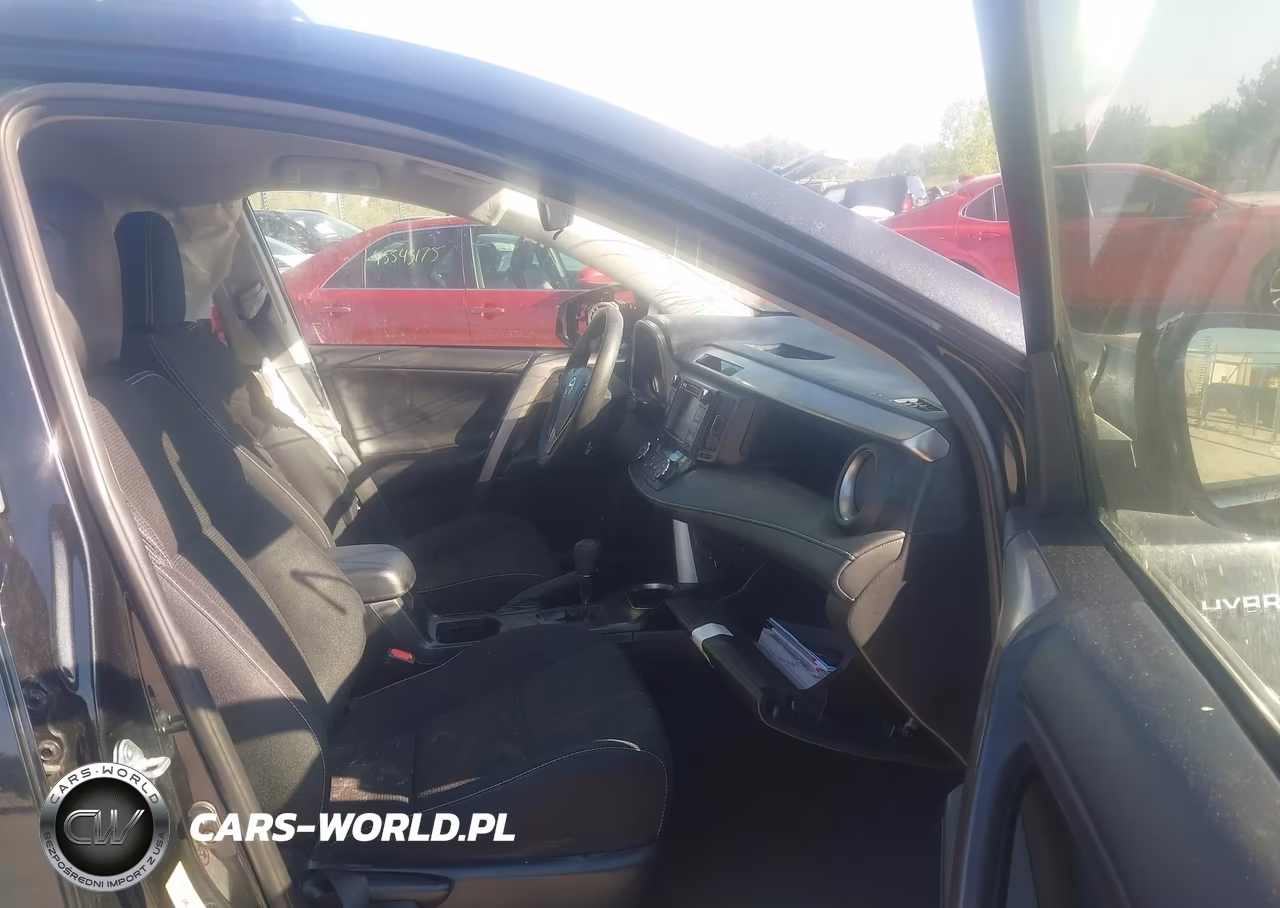 2018 Toyota Rav4 Hybrid Le VIN:JTMRJREV1JD247664 - 5