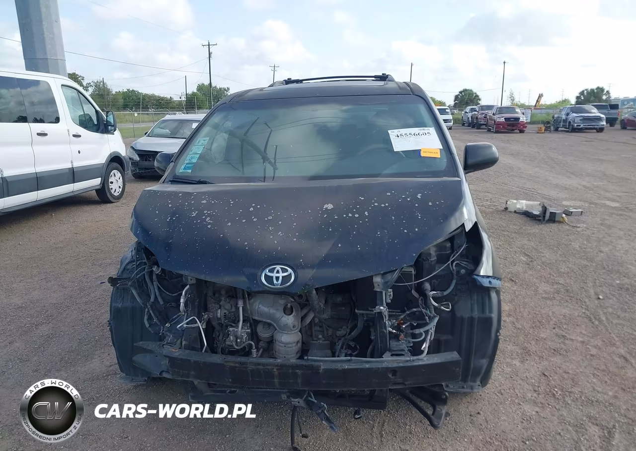 2011 Toyota Sienna Xle V6 VIN:5TDYK3DC7BS168463 - 13
