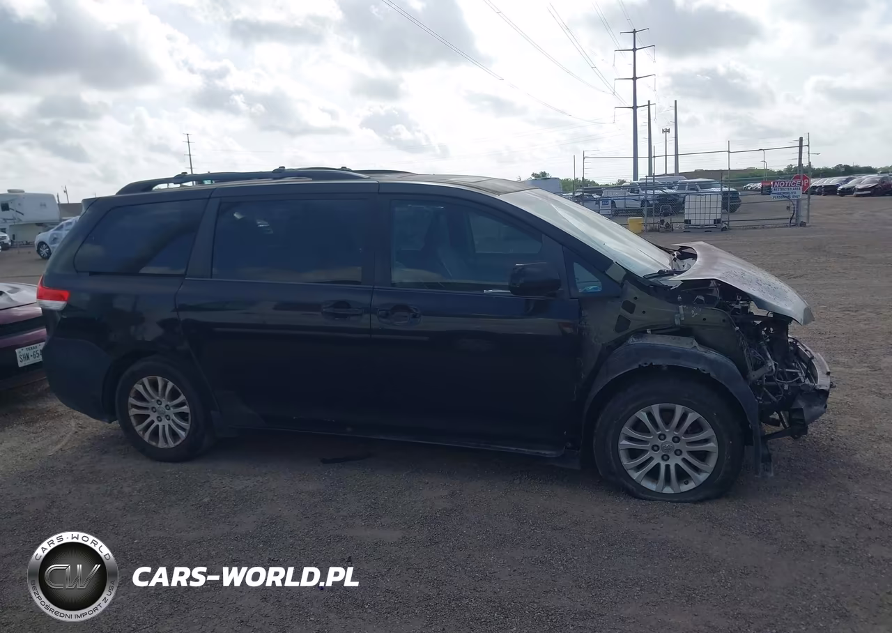 2011 Toyota Sienna Xle V6 VIN:5TDYK3DC7BS168463 - 14