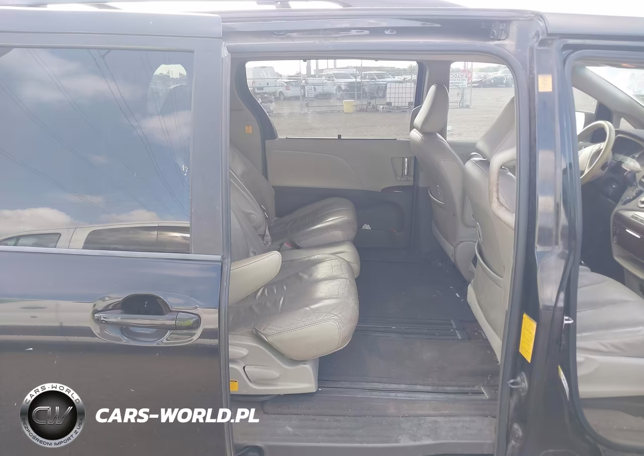 2011 Toyota Sienna Xle V6 VIN:5TDYK3DC7BS168463 - 8