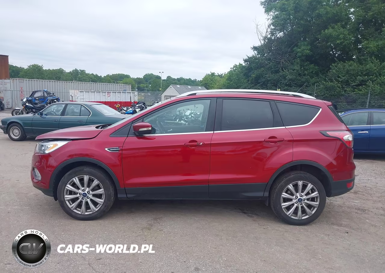 2017 Ford Escape Titanium VIN:1FMCU9JD2HUB33916 - 13