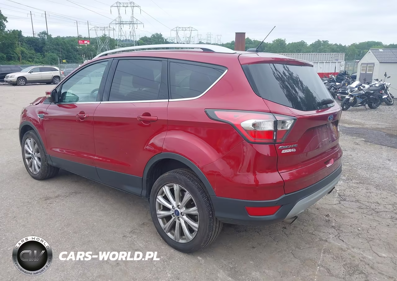 2017 Ford Escape Titanium VIN:1FMCU9JD2HUB33916 - 3