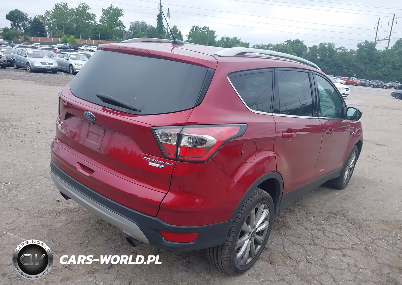 2017 Ford Escape Titanium VIN:1FMCU9JD2HUB33916 - 4