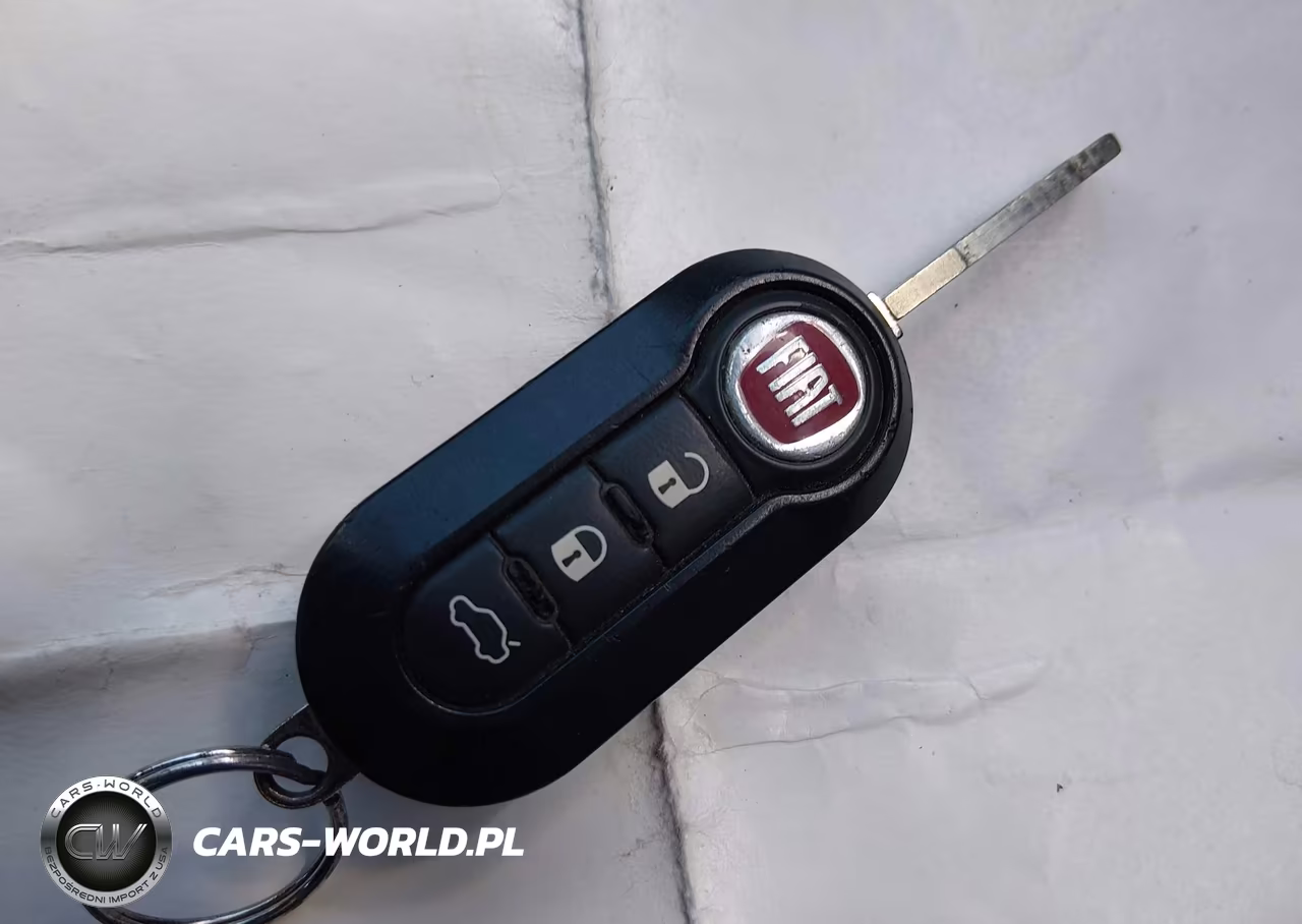 2015 Fiat 500 Sport VIN:3C3CFFBRXFT534360 - 11