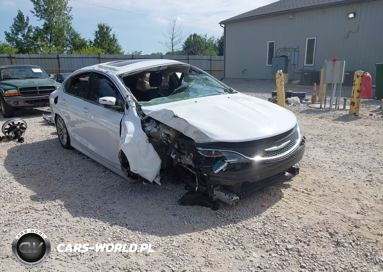 2016 Chrysler 200 Limited – zdjęcie 1 z 17