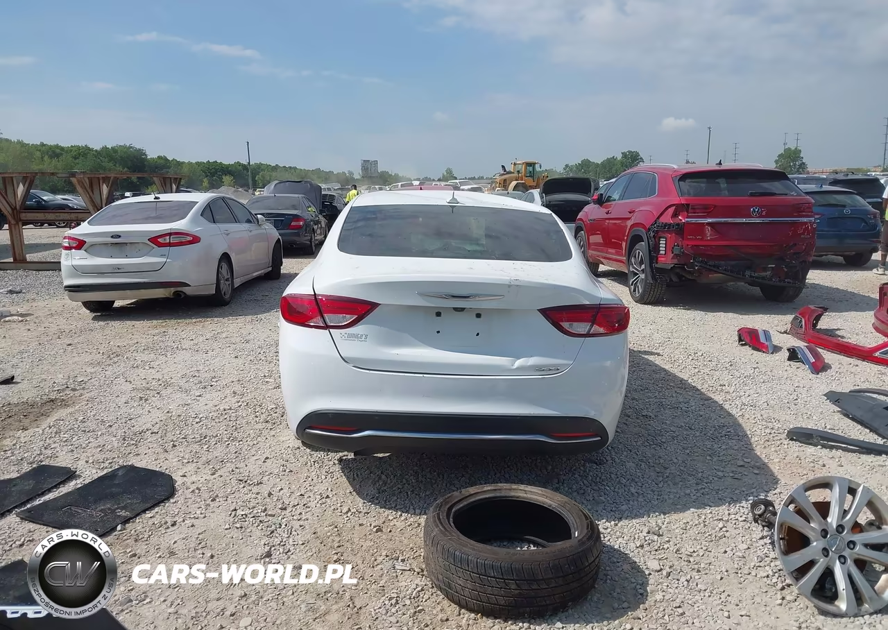 2016 Chrysler 200 Limited VIN:1C3CCCAB5GN115104 - 17