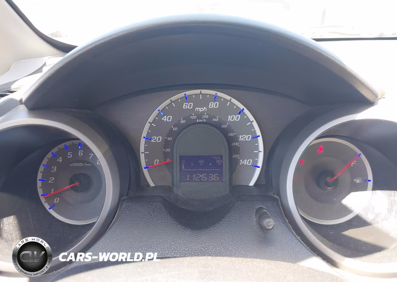 2011 Honda Fit VIN:JHMGE8H38BC028206 - 7