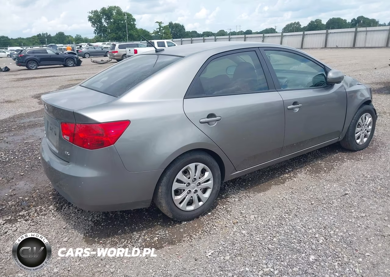2013 Kia Forte Ex VIN:KNAFU4A23D5649206 - 4