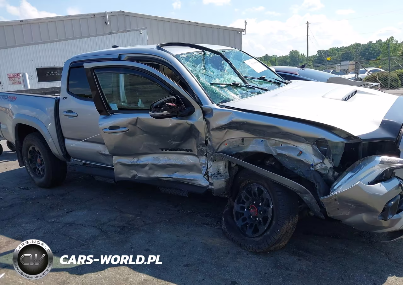 2019 Toyota Tacoma Trd Sport VIN:3TMCZ5AN9KM235829 - 12