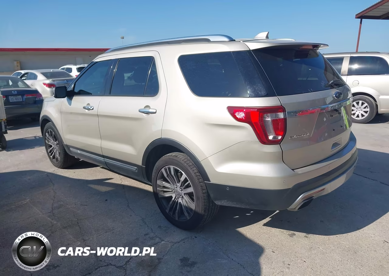 2017 Ford Explorer Platinum VIN:1FM5K8HT6HGB14273 - 3