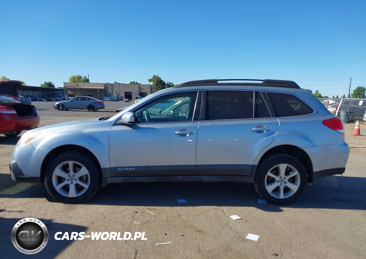 2014 Subaru Outback 2.5I Premium VIN:4S4BRBCC2E3202680 - 14