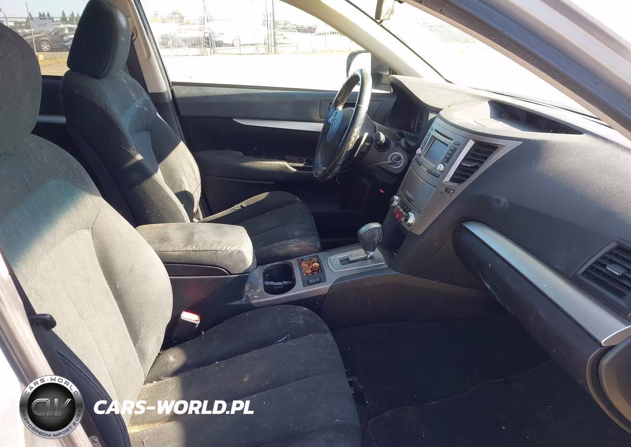 2014 Subaru Outback 2.5I Premium VIN:4S4BRBCC2E3202680 - 5
