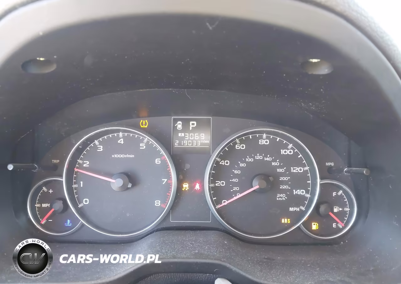 2014 Subaru Outback 2.5I Premium VIN:4S4BRBCC2E3202680 - 7