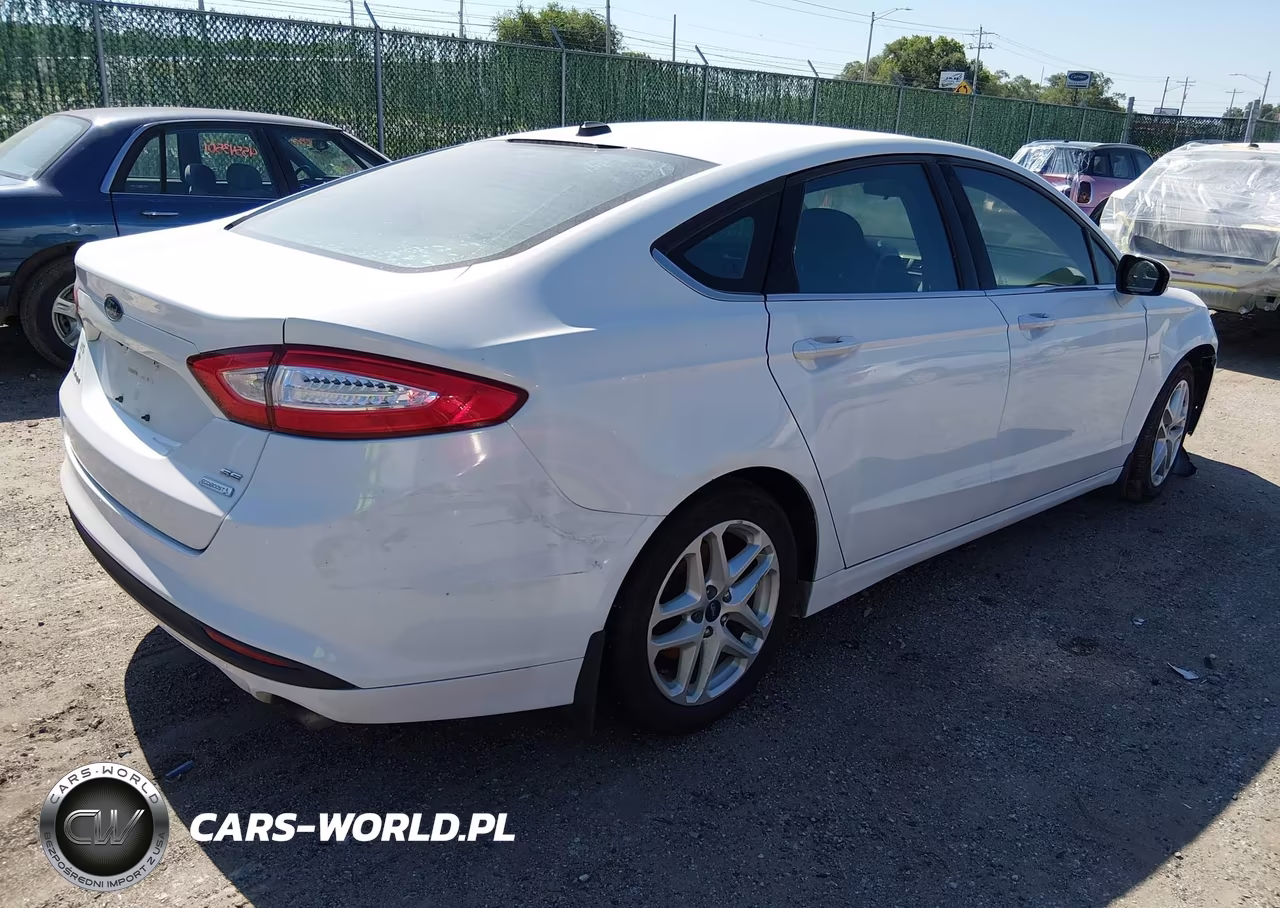 2013 Ford Fusion Se VIN:3FA6P0HRXDR343824 - 4