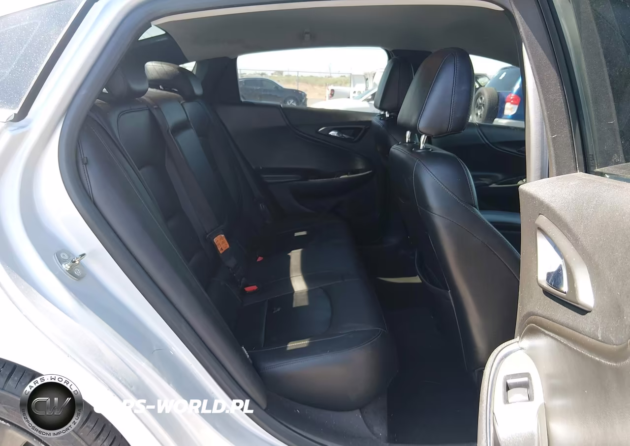 2018 Chevrolet Malibu Lt VIN:1G1ZD5ST9JF186113 - 8