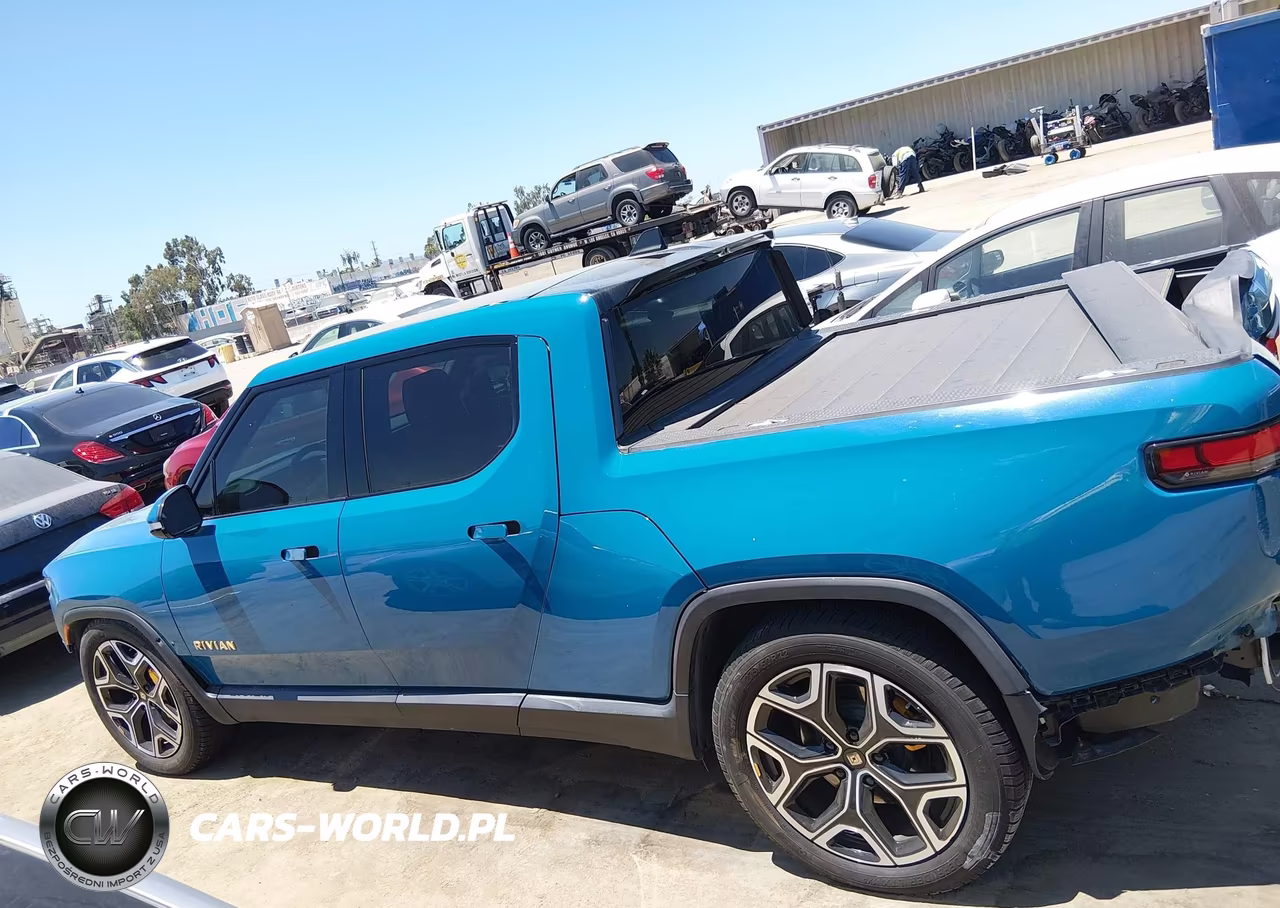 2022 Rivian R1T Adventure VIN:7FCTGAAAXNN006415 - 15