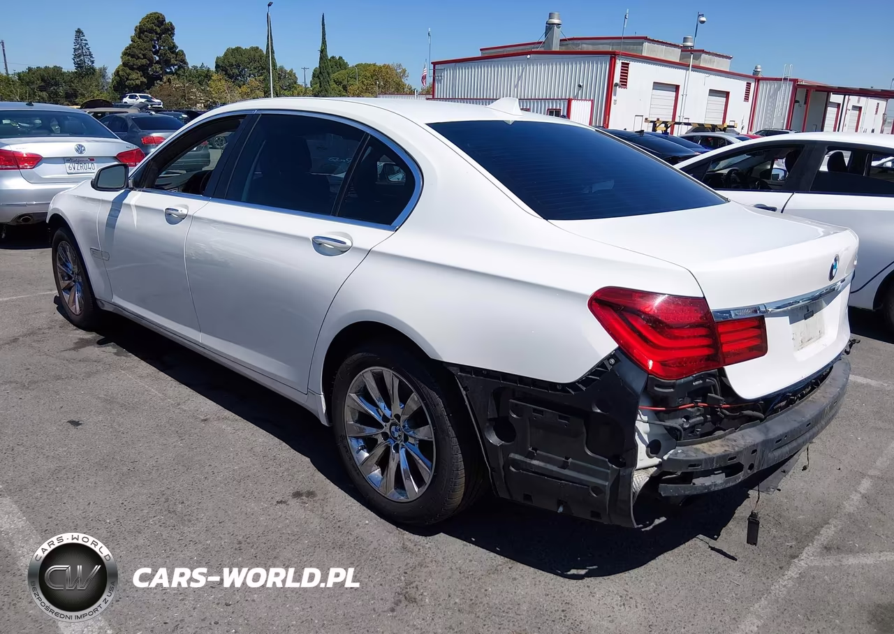 2013 BMW 740Li VIN:WBAYE4C52DD136869 - 3