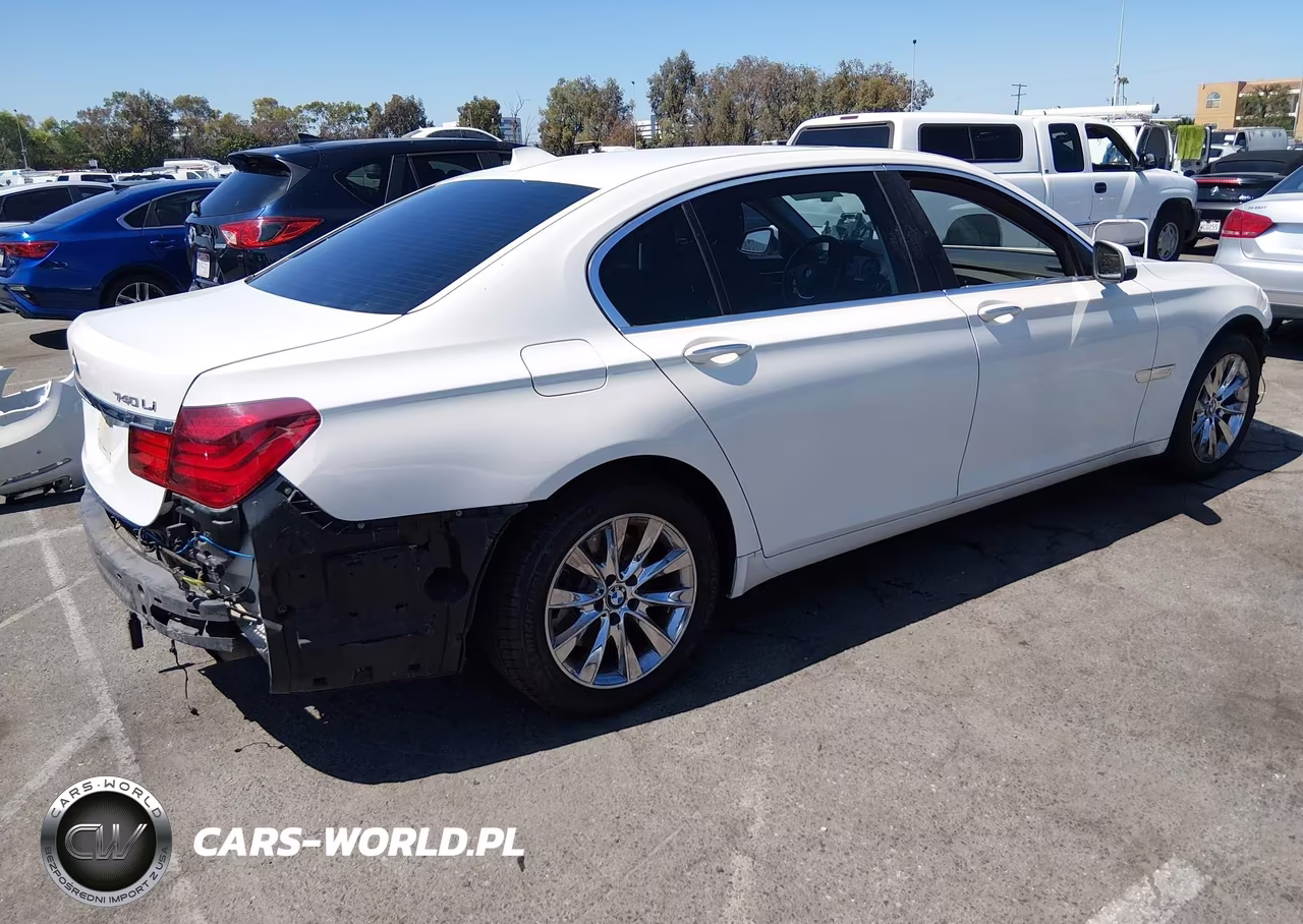 2013 BMW 740Li VIN:WBAYE4C52DD136869 - 4