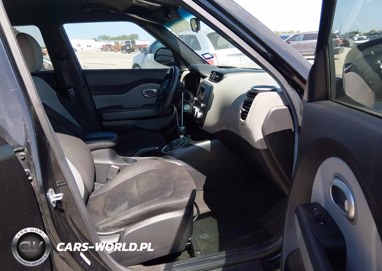 2015 Kia Soul VIN:KNDJN2A2XF7187362 - 5