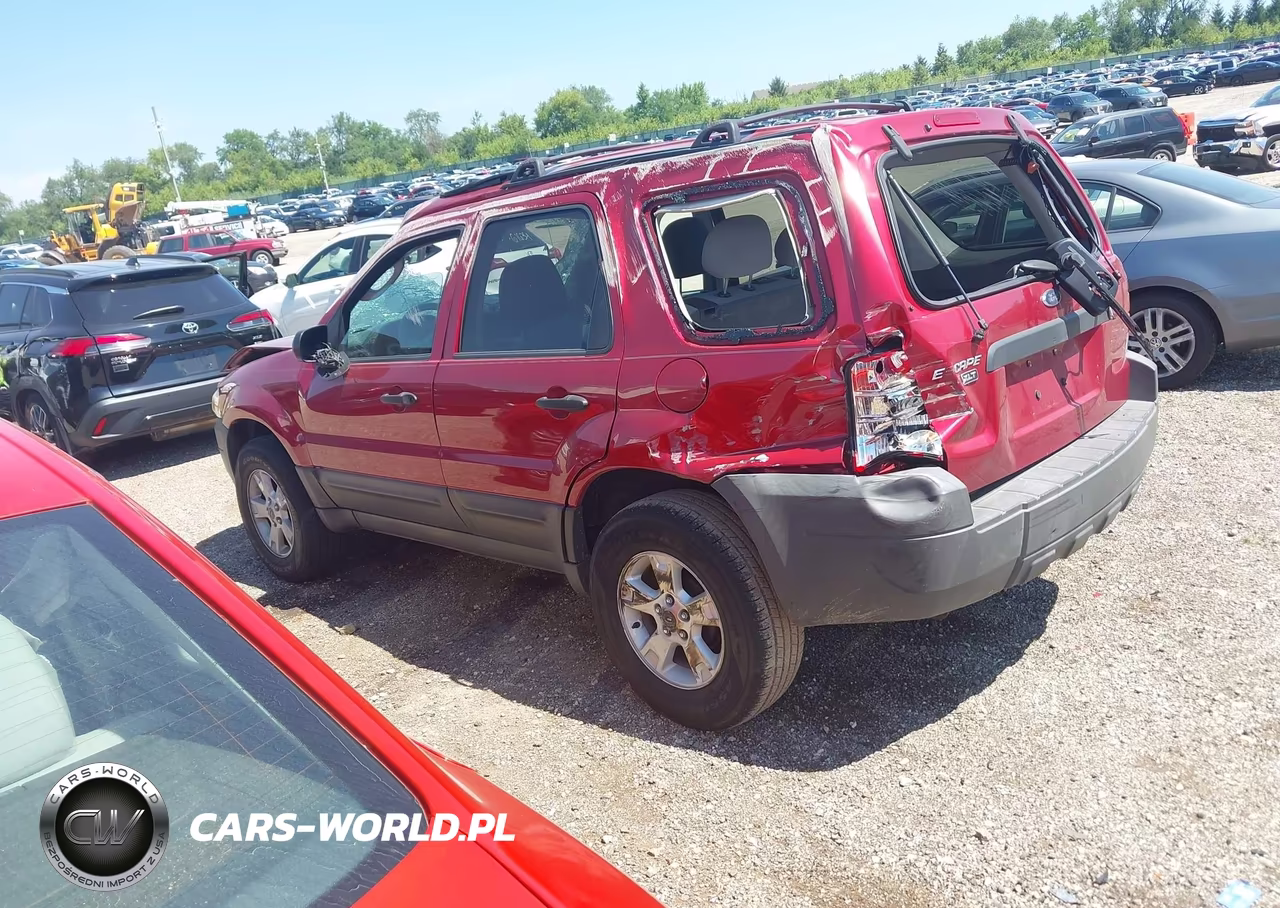 2005 Ford Escape Xlt VIN:1FMYU03175DA06417 - 3