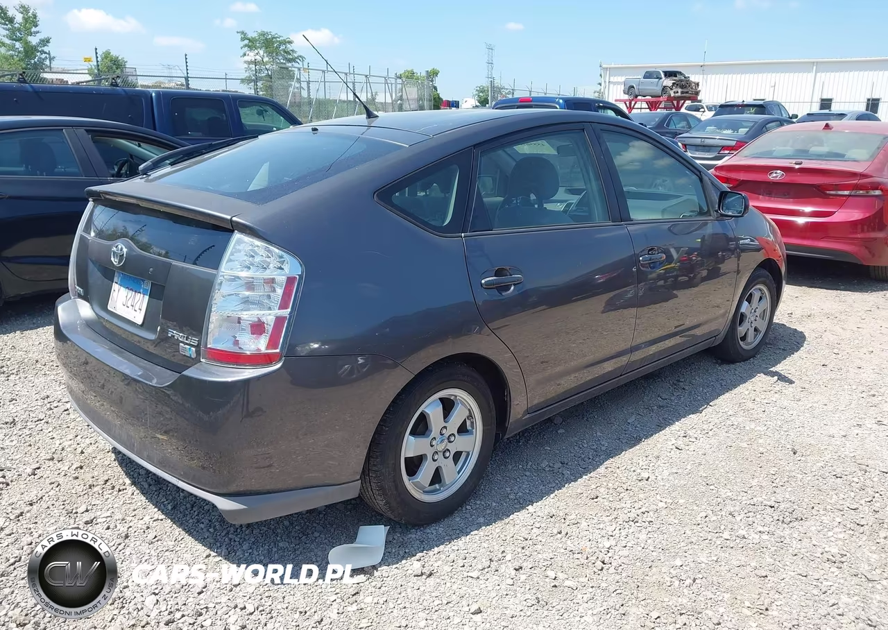 2008 Toyota Prius VIN:JTDKB20UX83325394 - 4